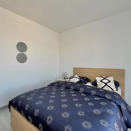 Daire Luminous Cocoon At 10 Min From Beach