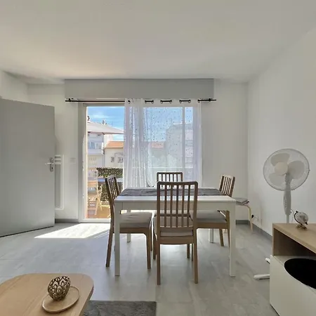 Luminous Cocoon At 10 Min From Beach Lejlighed *