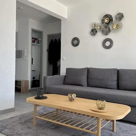 Lejlighed Luminous Cocoon At 10 Min From Beach Fréjus